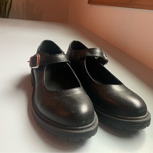 Size 7 Mary Janes in good condition, from hot topic